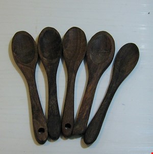 قاشق ادویه چوبی ساده