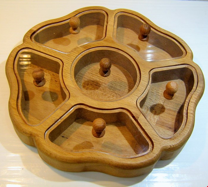 جعبه پذیرایی چوبی شش خانه
